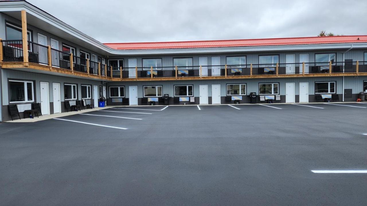 Outdoorsman Motel Wawa Exterior foto